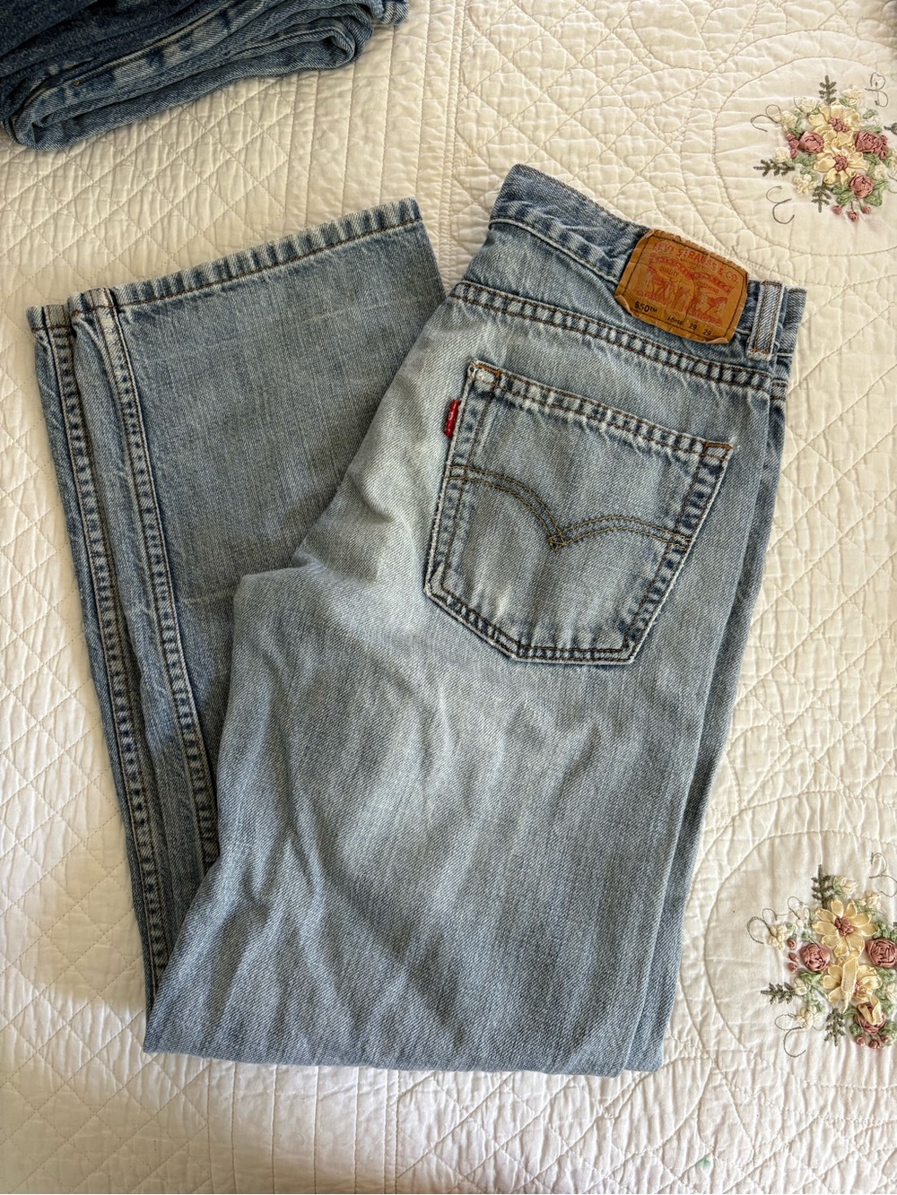 Levi’s 550 Relaxed Jeans - Light Wash, 18 Reg (W29 x L29)